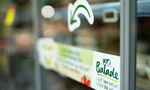 ویندو استیکر  - ویندو فریز